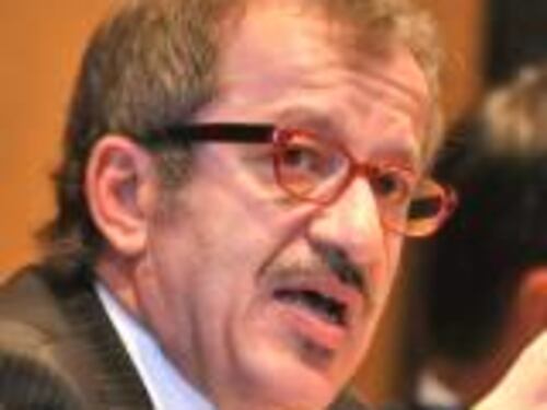 Maroni: "Affluenza in calo al 67%"