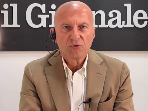 Stasera Italia, Augusto Minzolini critica la maggioranza: troppa supponenza