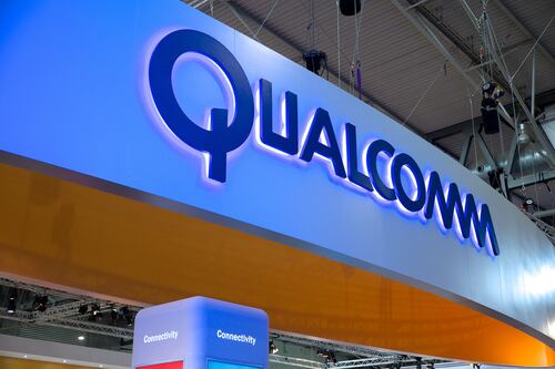 "Ha pagato Apple per fermare i concorrenti". Un miliardo di multa a Qualcomm, colosso dei microchip