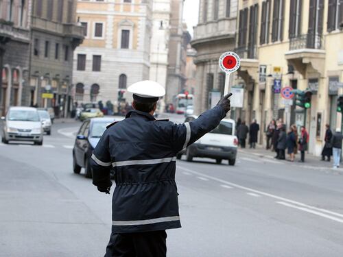 Inquinamento, domenica blocco del traffico a Roma