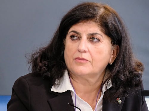 L'ultima star di Avs rimpiange Hitler ma fa l'offesa se le dici sovrappeso