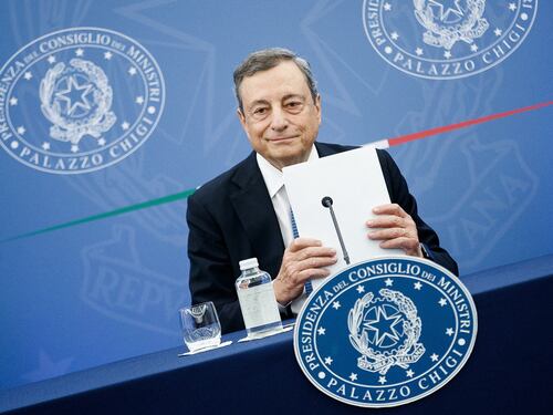 Via libera al decreto Aiuti ter. Bonus da 150 euro per autonomi, dipendenti e pensionati: chi ne ha diritto