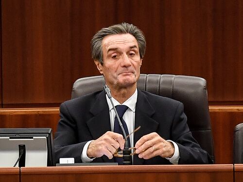 Attilio Fontana, archiviata l'inchiesta per abuso d'ufficio