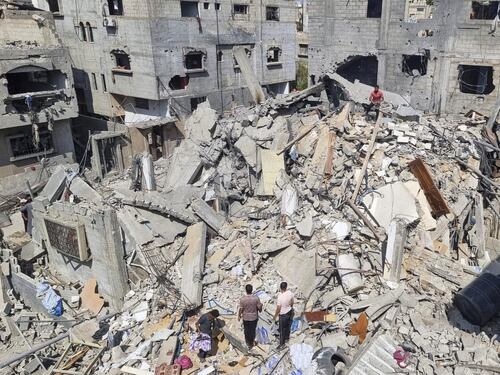 Hamas torna al Cairo martedì, Israele spegne Al-Jazeera: "Presto offensiva a Rafah"
