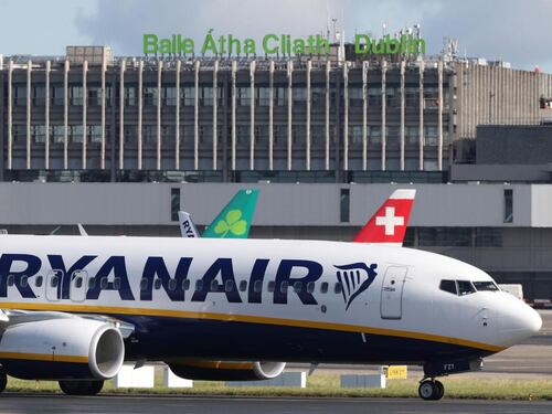 Ryanair rischia la multa. Per l'Antitrust non informa i passeggeri
