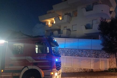 Roma, incendio a Palestrina: rogo in un garage condominiale, 10 intossicati