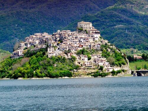Le delizie di Castel di Tora si gustano sotto un cielo stellato – 17 agosto