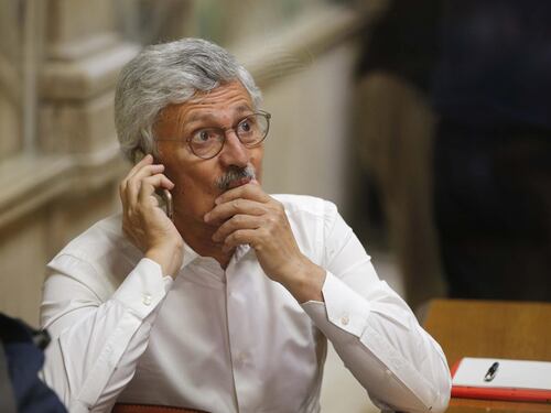 La guerra a sinistra: D'Alema a Pisapia: serve più coraggio. E lui: si faccia da parte