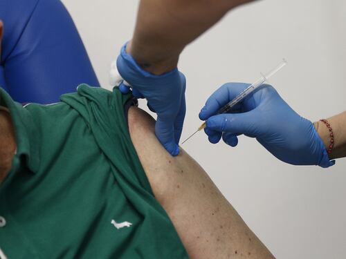 Caso Pfizer, Paragone: "Ora una commissione di inchiesta sui vaccini"