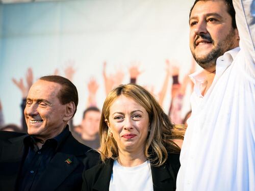 Centrodestra vincente ma divisoBerlusconi: coalizione moderataÈ tensione con Meloni e Salvini