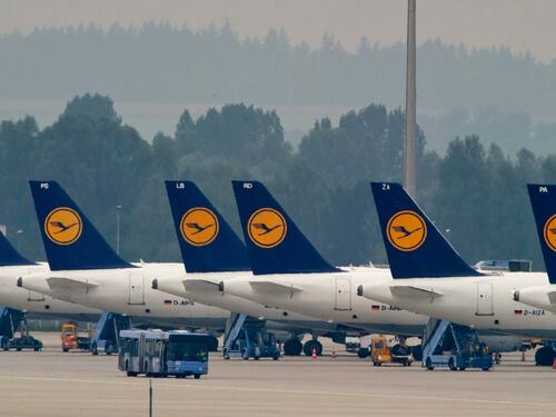 Sciopero dei piloti, Lufthansa cancella 3.800 voli