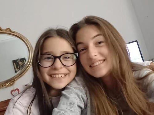 Sorelline scomparse, si indaga su tre numeri di telefono. Uno è del compagno della madre