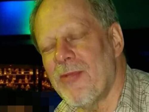 Pensionato col vizio del poker: ecco chi era il killer della strage di Las Vegas