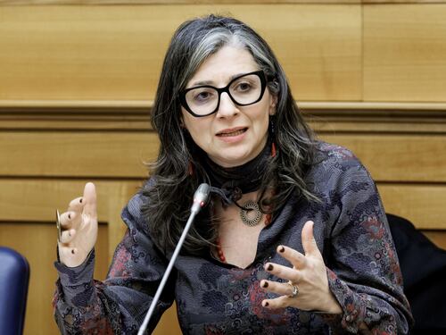 Albanese, la surreale difesa Onu: "Discorso manipolato, totale disinformazione". Ma la Francia rilancia