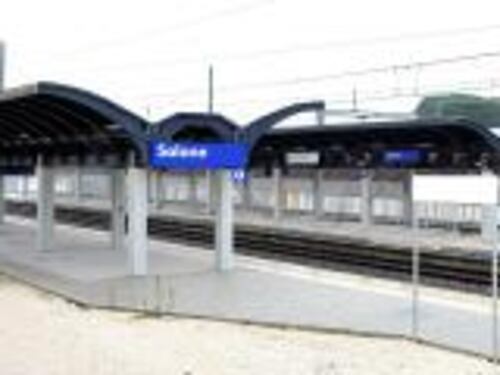 Riapre la stazione di Salone pronta da oltre un anno