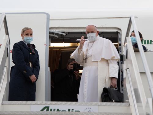 Il Papa è a Baghdad: visita storica, che accoglienza in Iraq