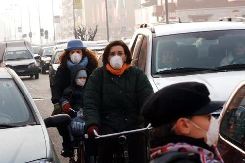 Smog, continua l'emergenza al nord