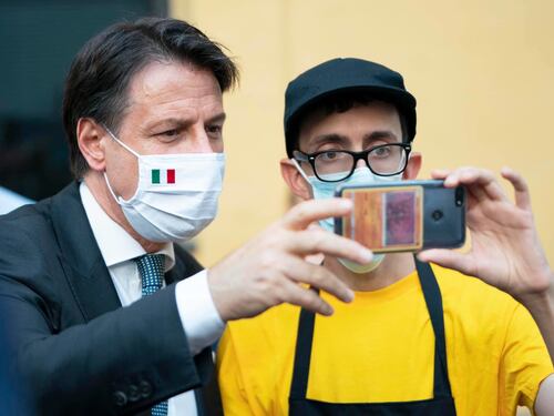 Per Conte i follower vengono prima di Mattarella. Incredibile sgarbo al Colle