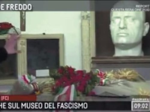 Caio Mussolini: "Una vergogna la tomba profanata del Duce"