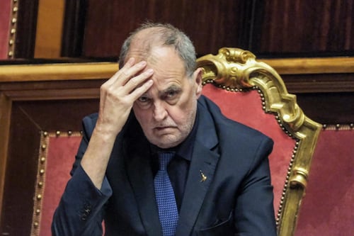 Autonomie, minacce di morte a Calderoli: “Noi mafiosi pronti ad ucciderti”