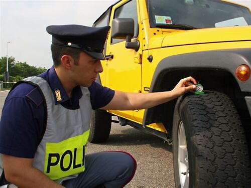 Gomme in regola con la campagna Vacanze Sicure