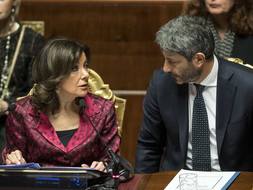 Le consultazioni iniziano con Casellati e Fico
