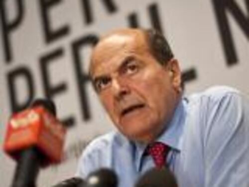 Bersani fa il leader della Cgil: "Non capisco il Pd sullo sciopero".