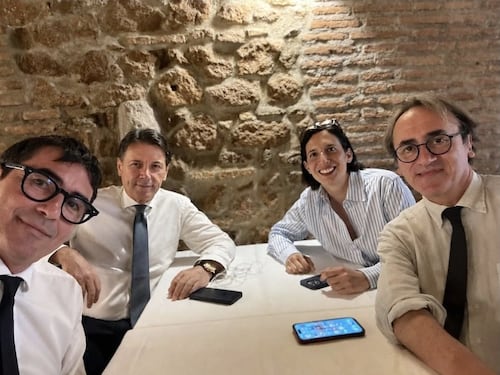 Foto del campo largo. Renzi escluso: "Io arrabbiato? No, quella è la sinistra-sinistra"