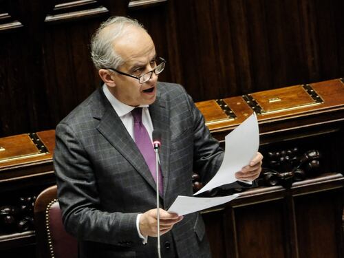 Migranti, la rivendicazione di Piantedosi: “Le misure funzionano, sbarchi diminuiti del 65%”