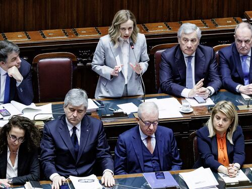 Governo chiaro sull'Ucraina, Meloni al Pd: "Non venite a darci lezioni"