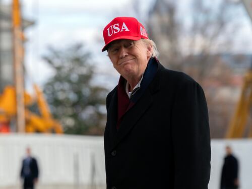 Islam, pugno duro di Trump con la Fratellanza Musulmana: sarà designata gruppo terroristico
