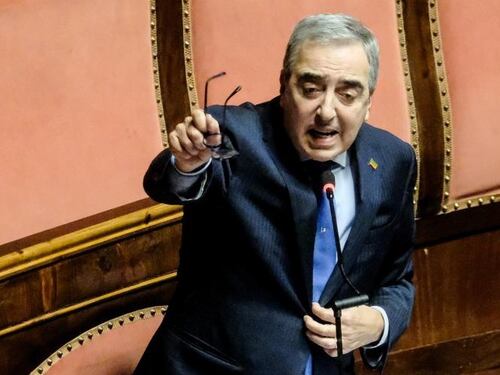 Maestra picchiata a Ostia, Gasparri: sinistra minimizza la presenza del clan Spada, è grave