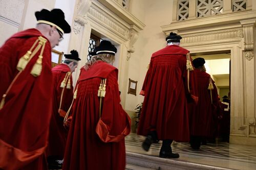Giustizia, centomila arrestati e assolti. E i magistrati non pagano