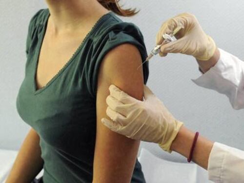 Vaccini, la Corte di giustizia europea di Bruxelles: indizi gravi possono provare il nesso con la malattia