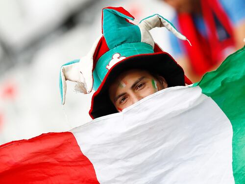 L'italiano medio castrato senza più calcio e sesso