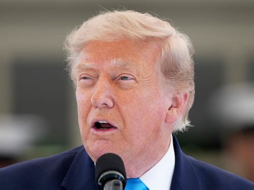 Gaza, Trump annuncia l'accordo: "Hamas disarmato, Israele si ritirerà"