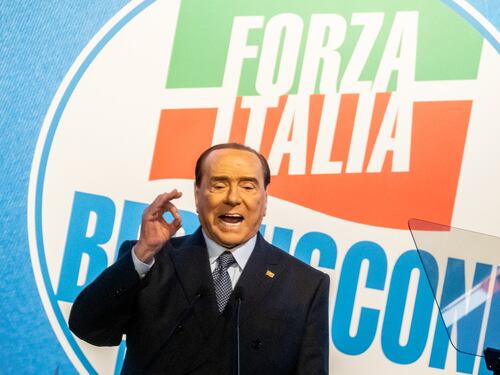 Silvio Berlusconi rilancia il nucleare: "Lo useremo per risolvere il problema dell'energia"