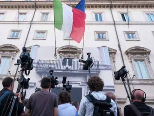 Migranti: Cdm approva la stretta sui falsi minori. Espulso chi mente
