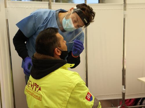 Covid, record di contagi in un giorno: mai così tanti casi in Italia nel 2021
