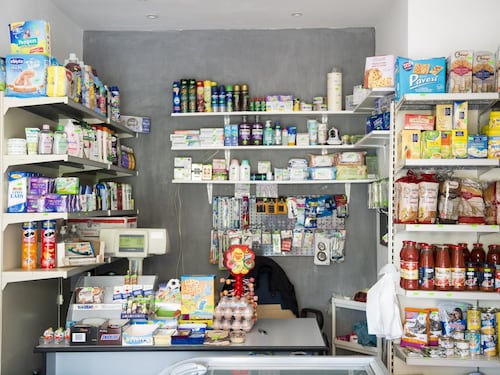Roma, i miliardi dei "bangla" spediti all'estero