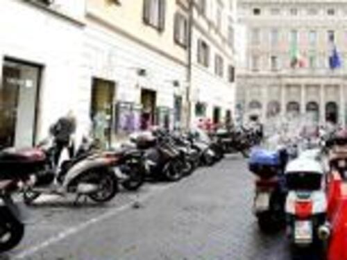 Il cantiere azzera i parcheggi
