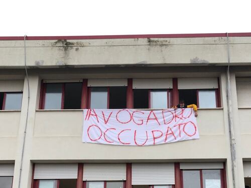 Avogadro stop occupazione "Ma non è una ritirata". Protesta in piazza, cosa preparano gli studenti
