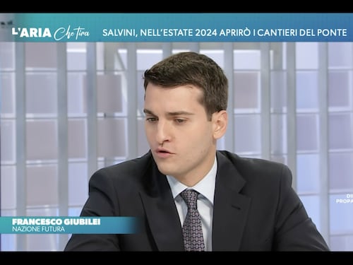 L’Aria che Tira, spread e migranti per fermare Meloni. Giubilei: “Uno più uno…”