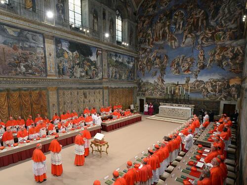 Come funziona il Conclave e chi elegge il nuovo Papa