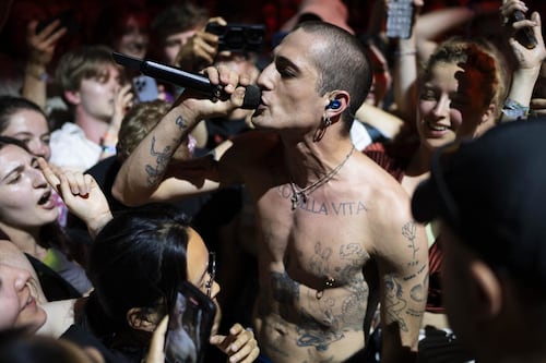 Maneskin, spunta l'enigmatico video di Damiano. E la band scompare dalla bio