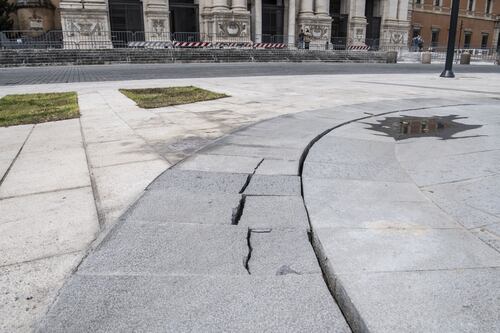 Danni a piazza San Giovanni, Concertone nel mirino. Oggi sopralluogo