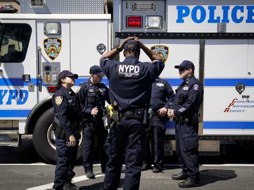 Attentato a New York, aumenta il bilancio dei feriti dopo la sparatoria nella metro