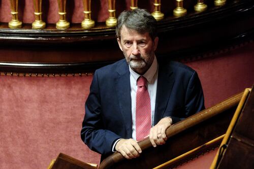 Cerchio tragico. Sindaci e capicorrente: così il Pd si prepara a defenestrare la segretaria