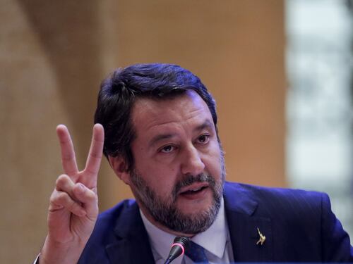Sondaggio gradimento ministri, il più amato e chi crolla: la classifica