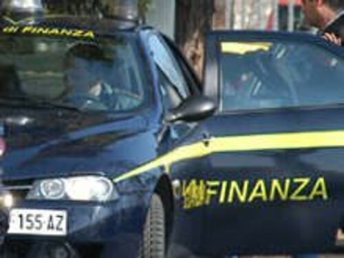 Pesaro, rubavano i pace maker dai cadaveri in obitorio